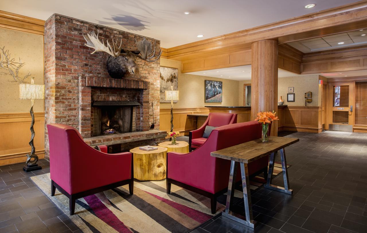 Whistler Village Inn & Suites Eksteriør bilde